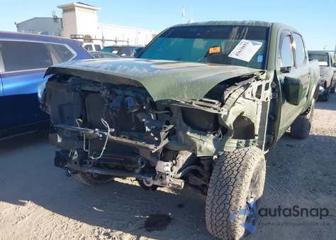 2021 Toyota Tacoma Trd Off-Road из США, поврежденный, VIN 3TYCZ5AN5MT049308